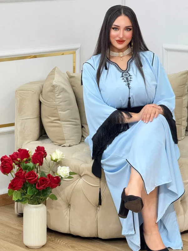 ⁦✨ جبة "شامة" بتصميم أنيق ومميز✨⁩ - الصورة ⁦3⁩